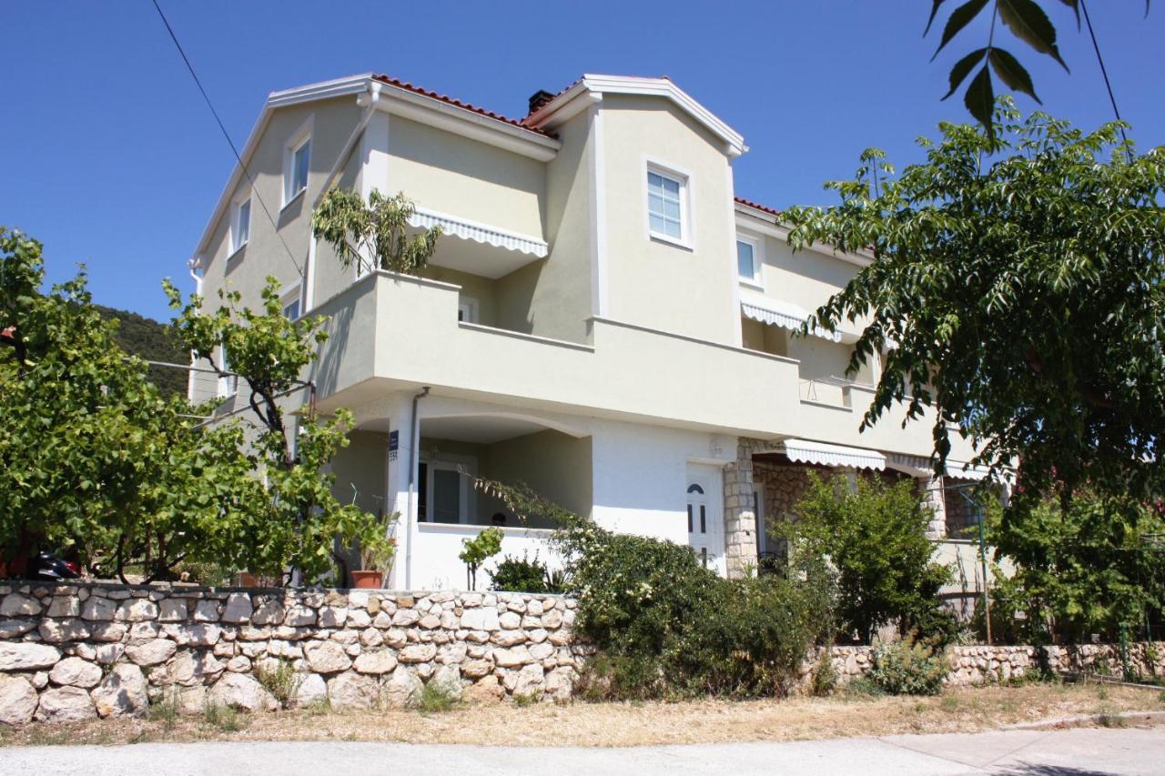 Apartments With A Parking Space Banjol, Rab - 5071 Екстериор снимка